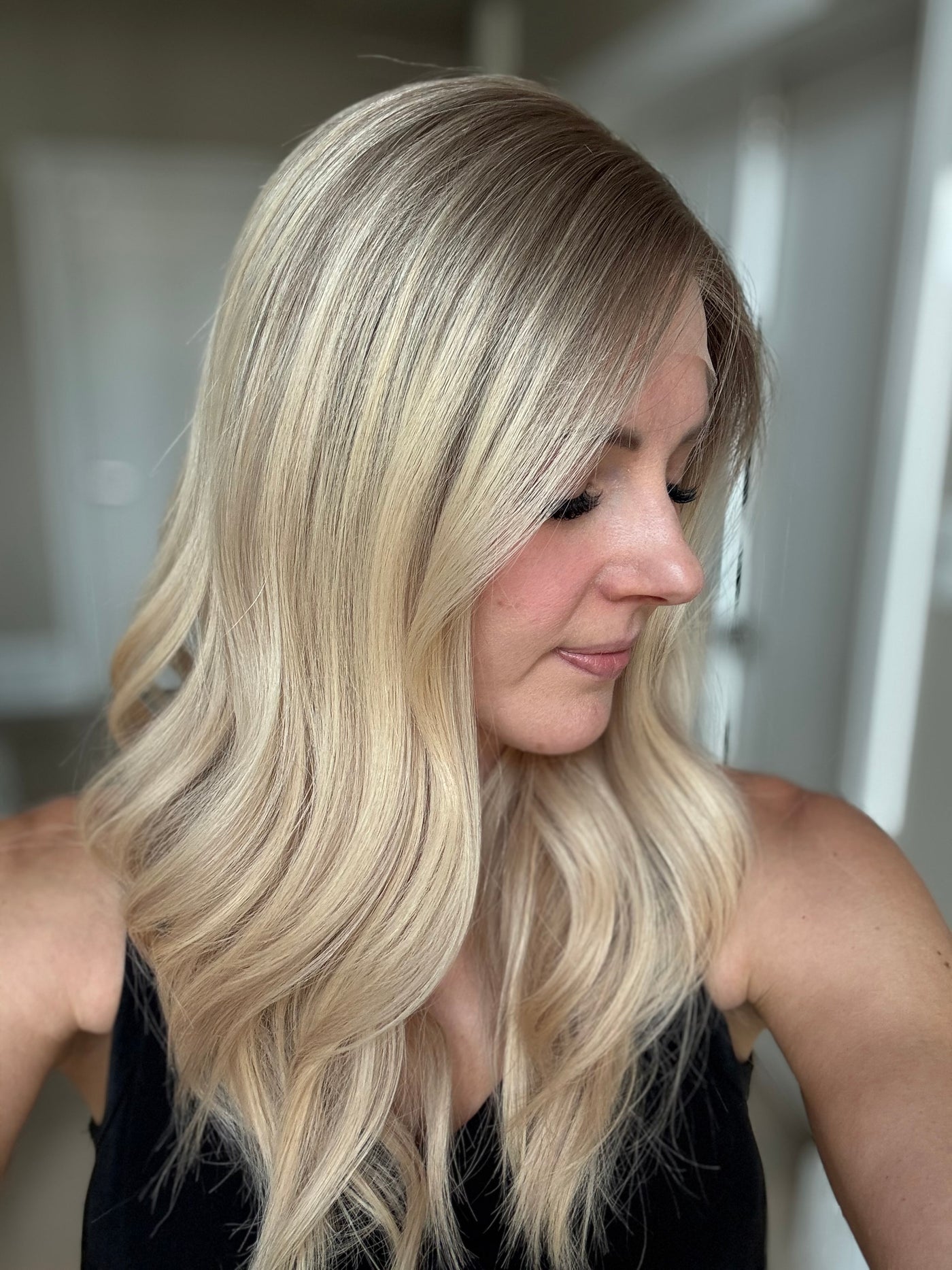 22" Hillary Comfort Cap Lace Top Wig (M)