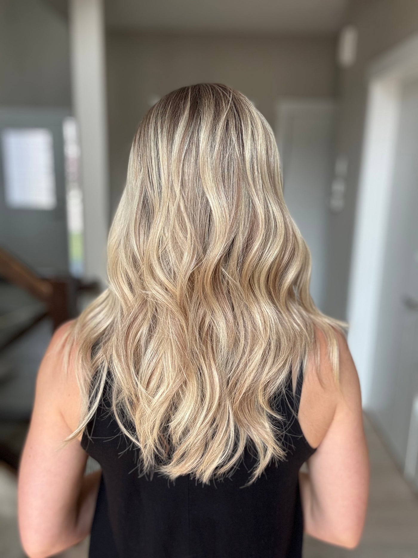 20" Kyra Comfort Cap Lace Top Wig (XS)