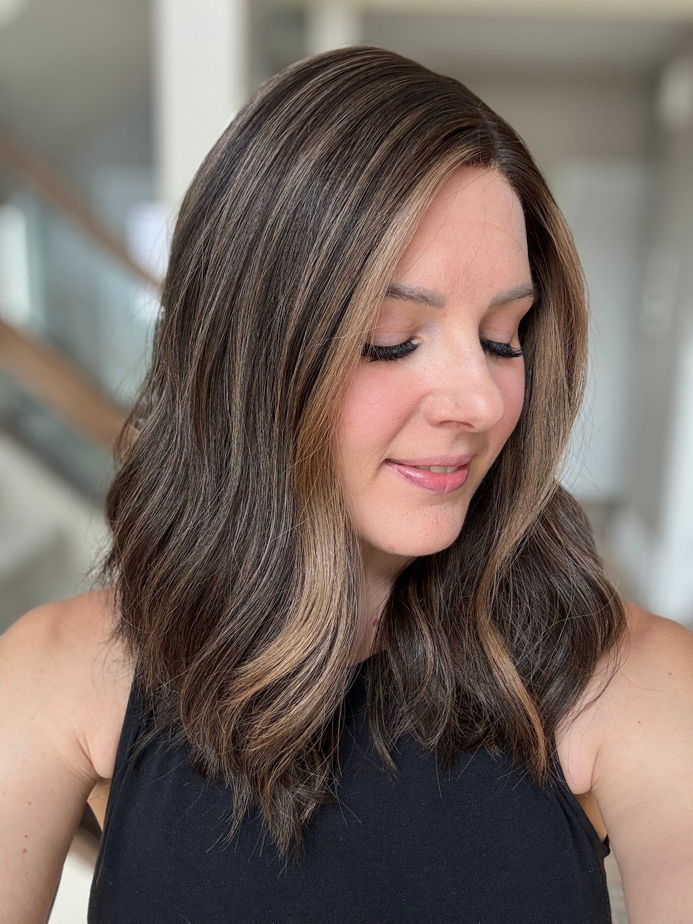 18" Liv LOB Comfort Cap Silk Top Wig (M)