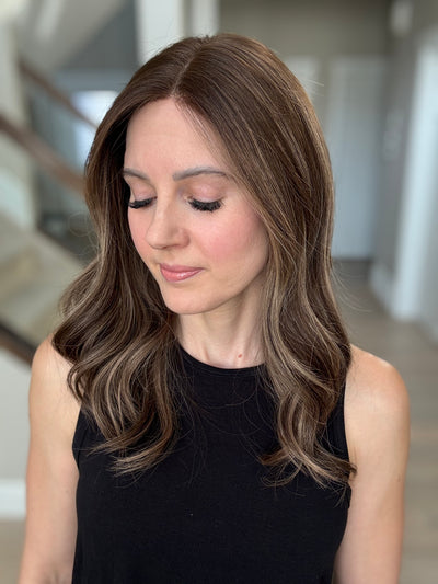 20" Jennifer Comfort Cap Lace Top Wig (S)