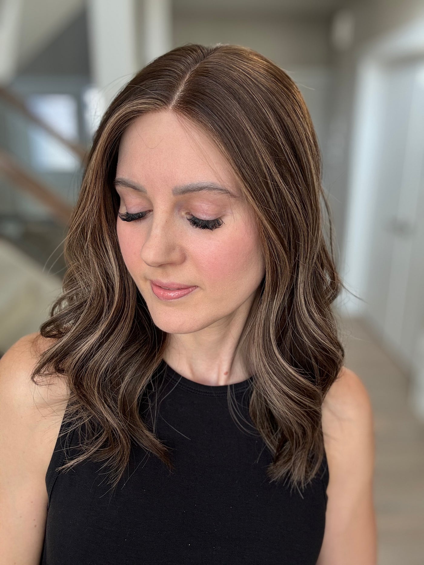 20" Jennifer Comfort Cap Lace Top Wig (S)