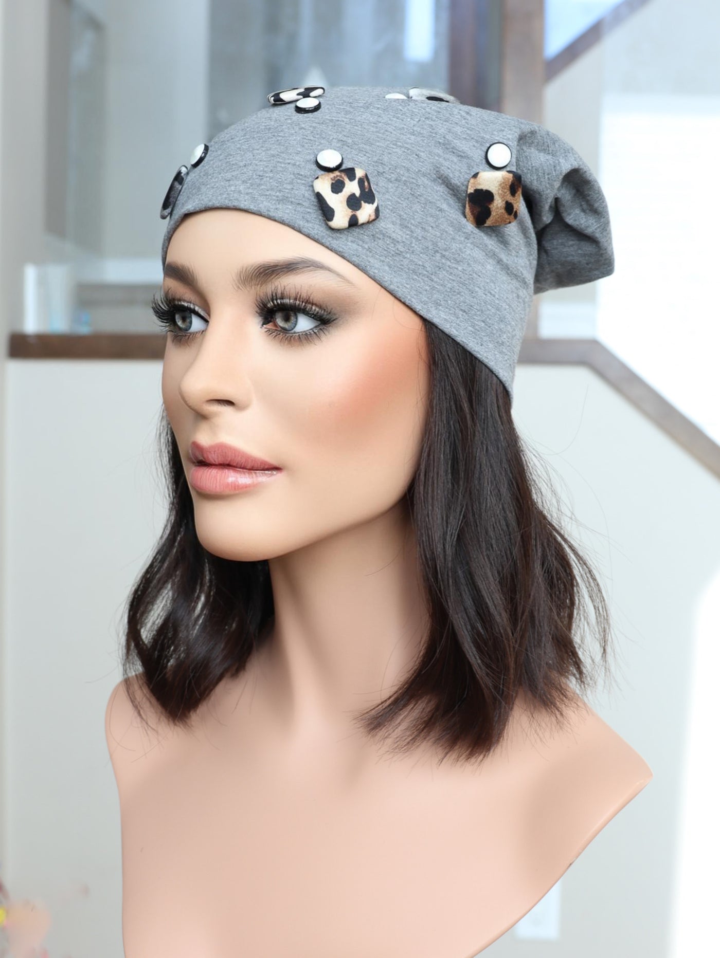 13" Dark Brown Hat Wig (M)