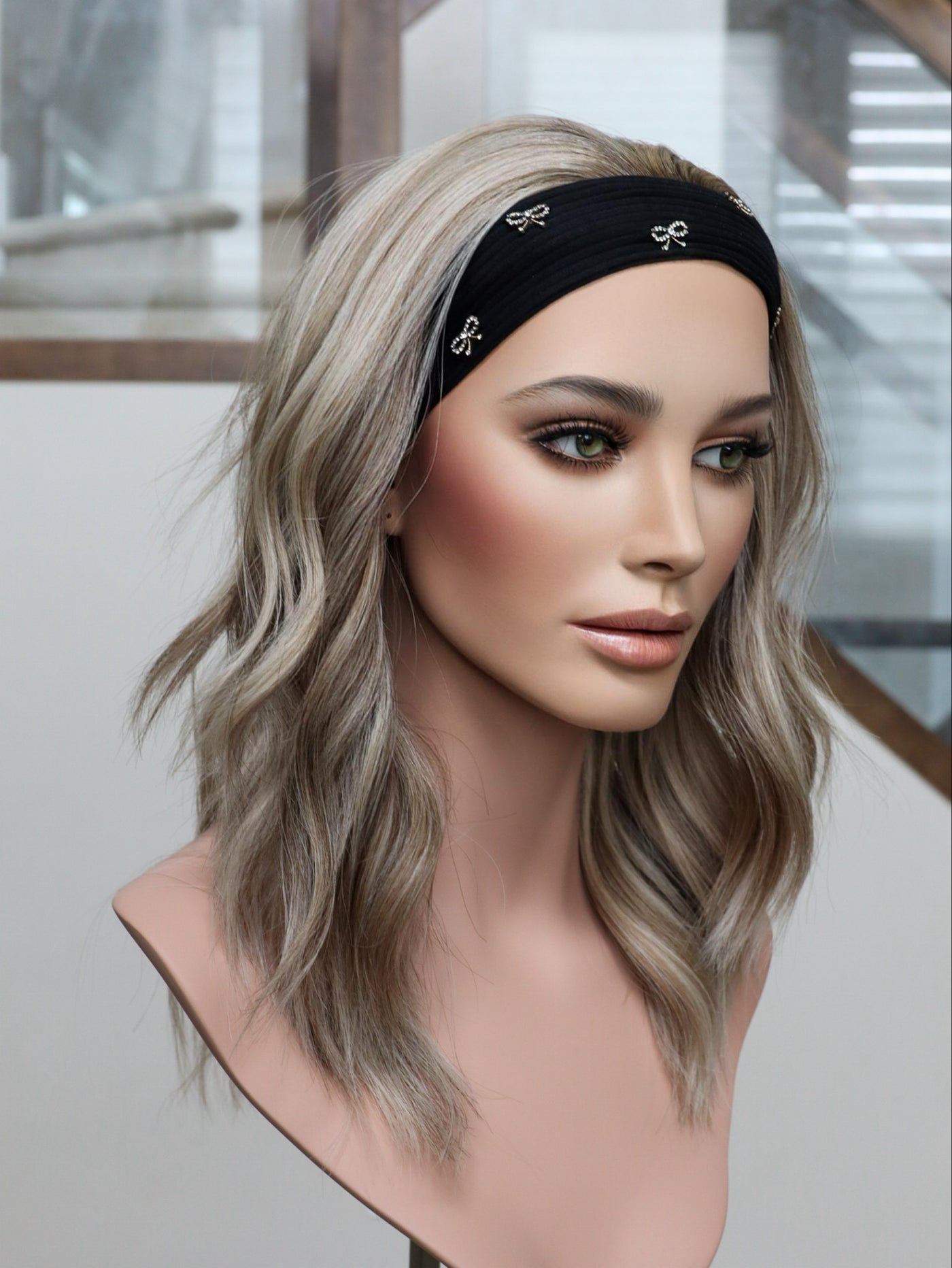 20" Kasi Bandfall Active Wig (M)