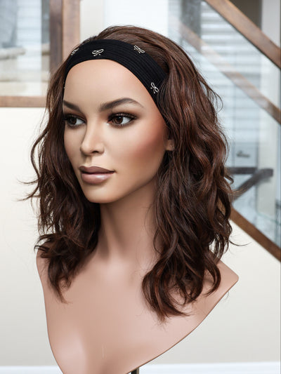 20" Ria Wavy Bandfall Active Wig (S)