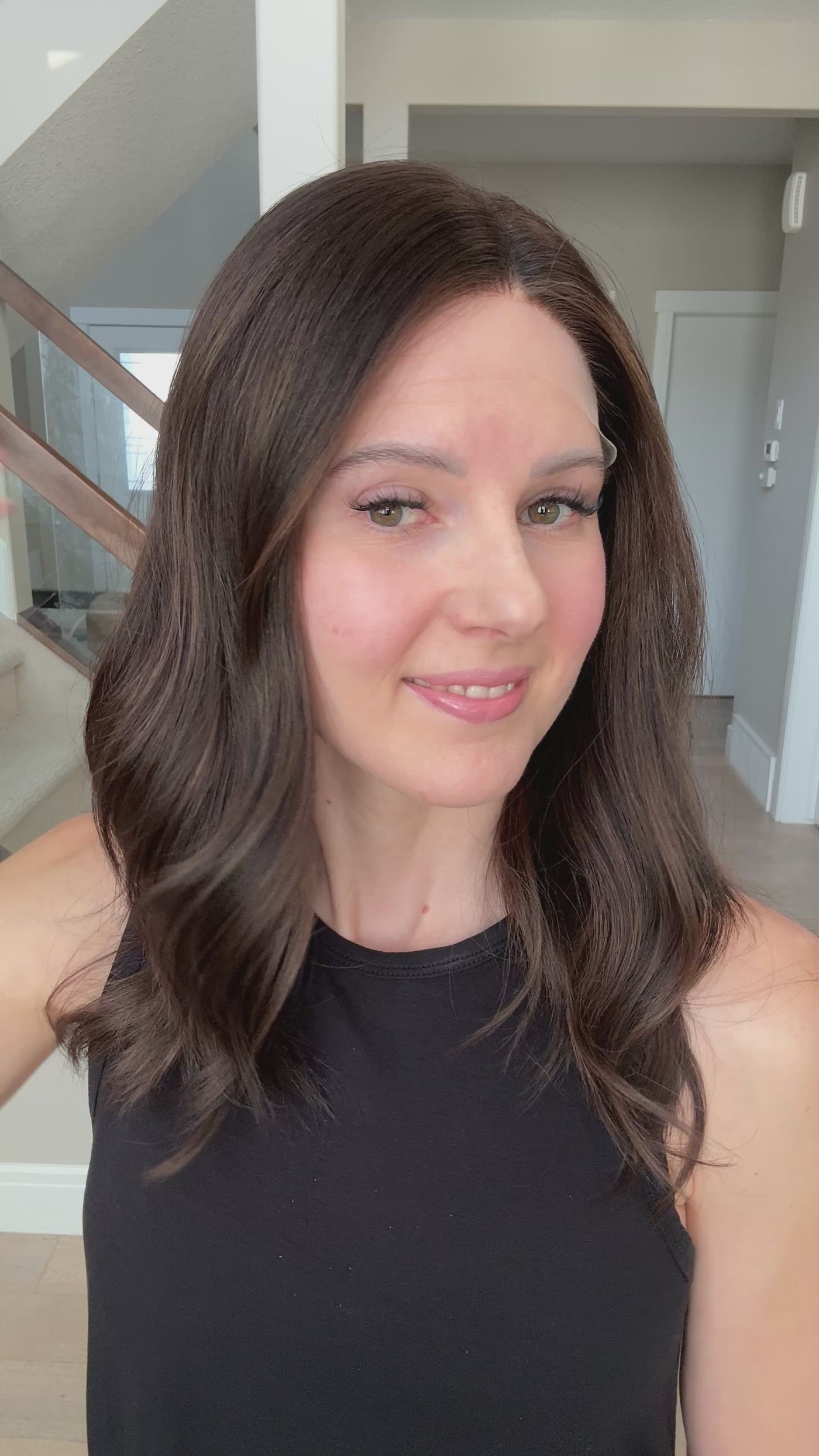 20" Julianna Comfort Cap Lace Top Wig (S)