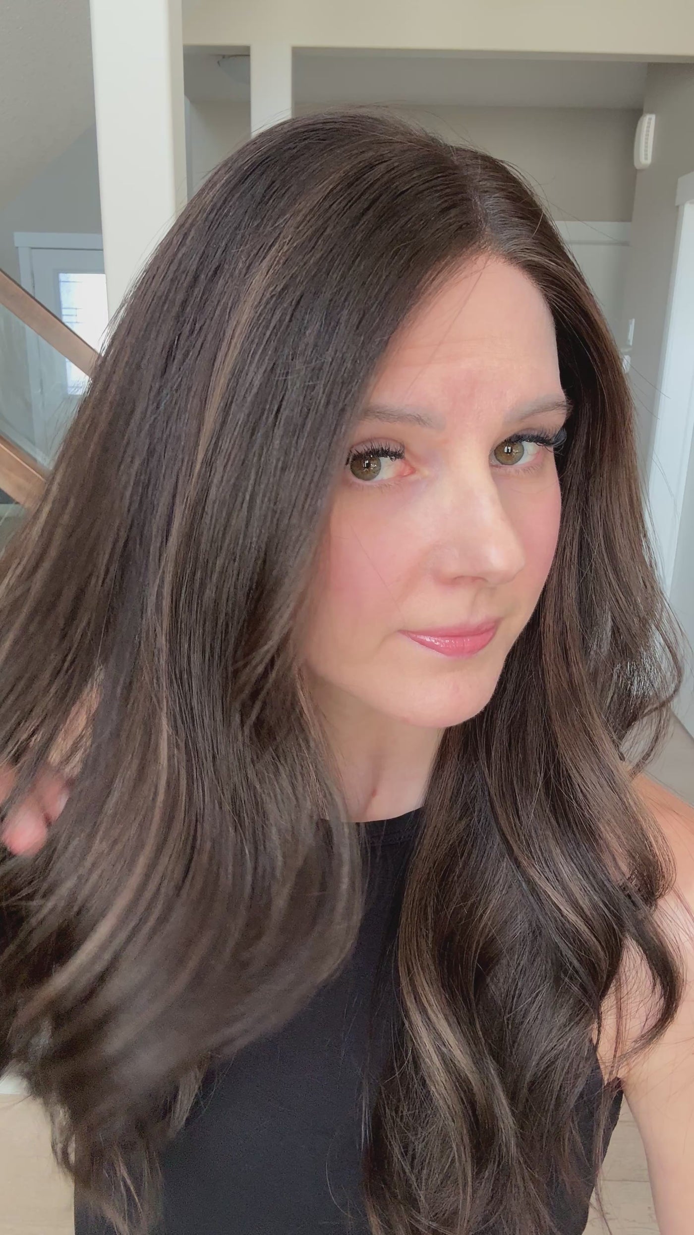 24" Larissa Comfort Cap Lace Top Wig (M)
