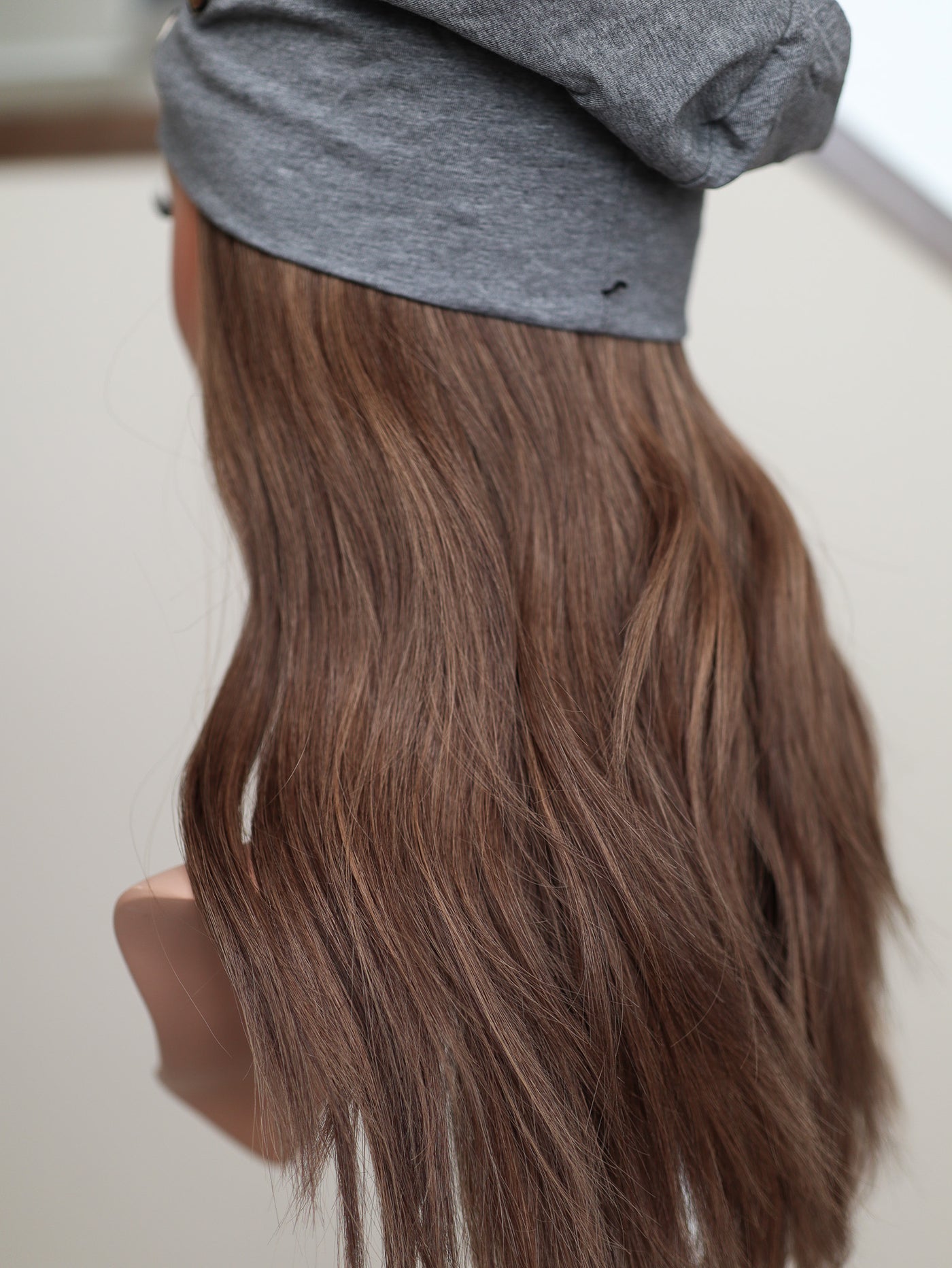 22" Elana Hat Active Wig (M)